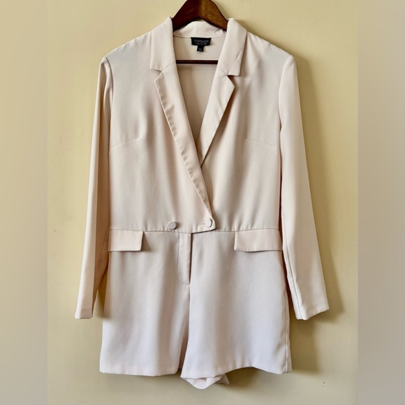 Topshop| Chic Cream Tuxedo Lapel Shorts Long Sleeve Playsuit Formal Romper Sz 8 - Picture 1 of 4